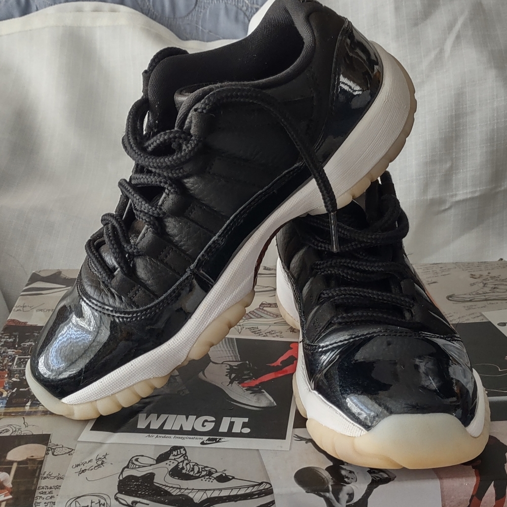 Air Jordan 11 Retro Low 528896-001